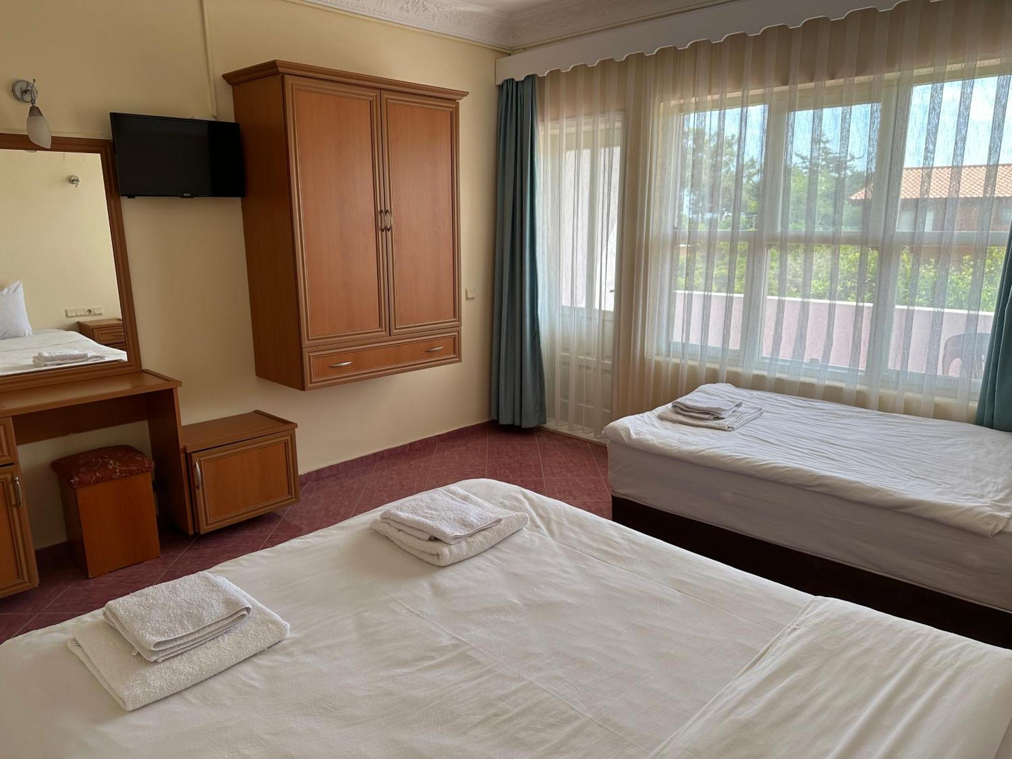 Palm Konak Hotel ชิลารึ ภายนอก รูปภาพ