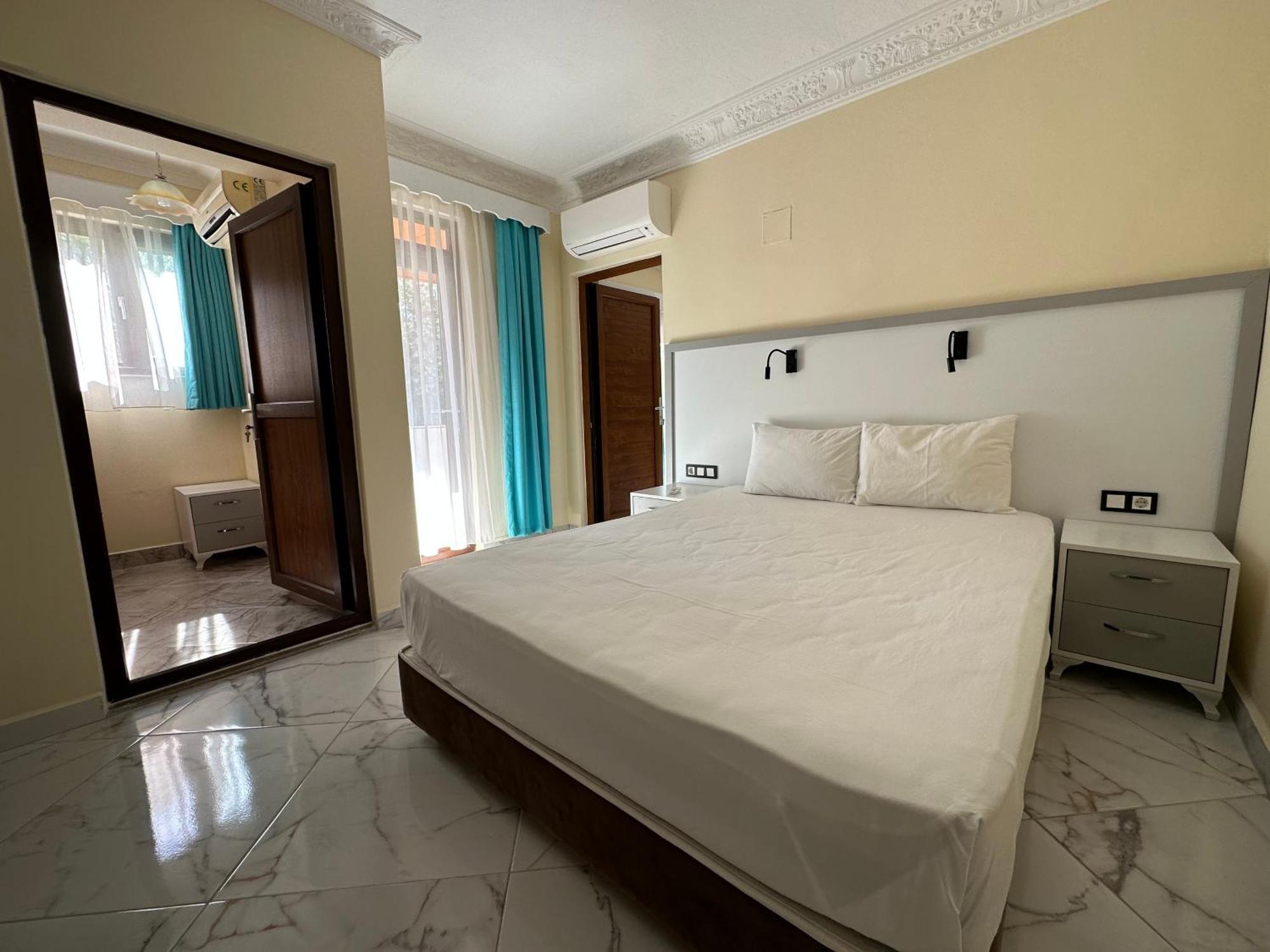 Palm Konak Hotel ชิลารึ ภายนอก รูปภาพ