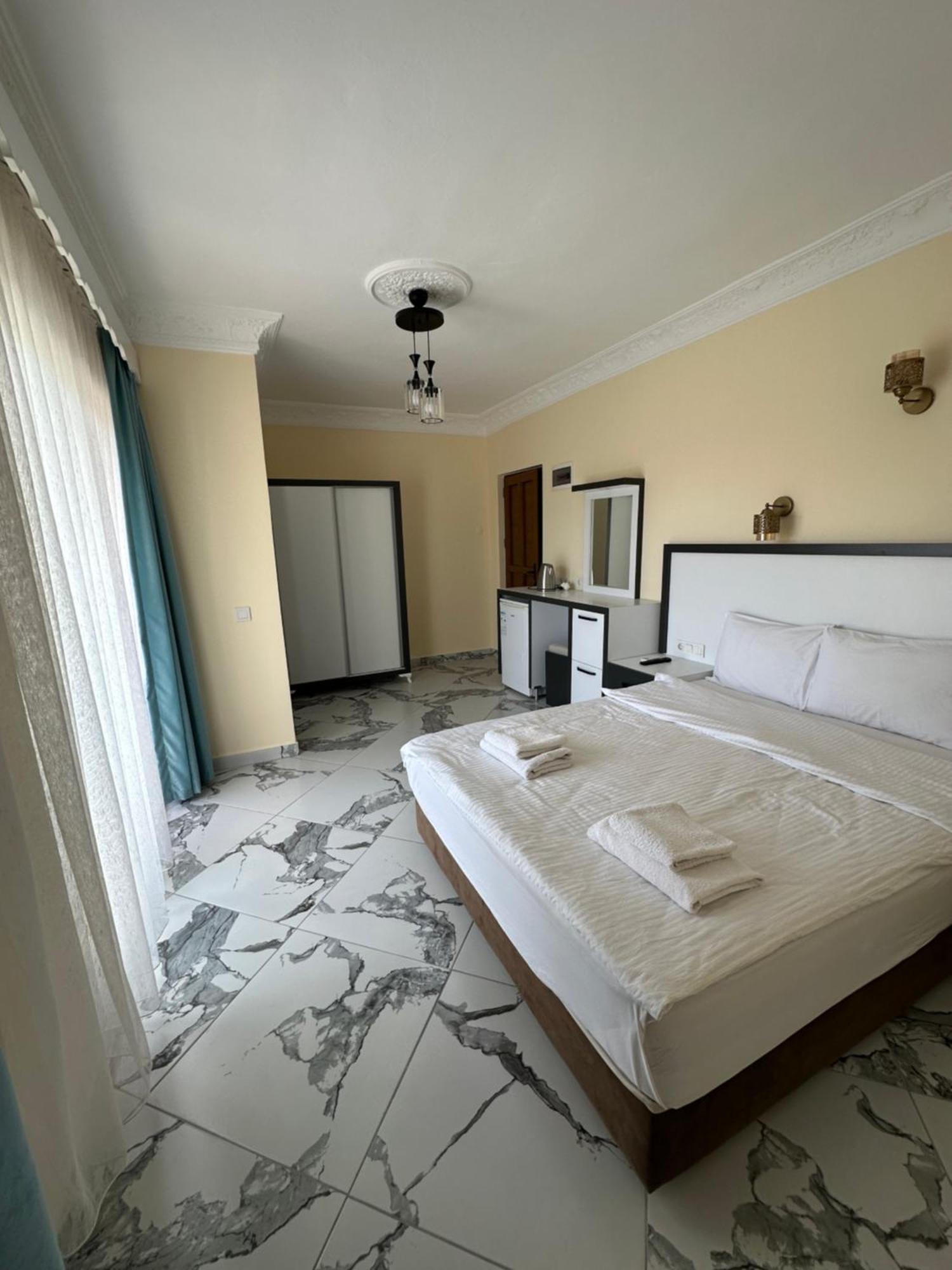 Palm Konak Hotel ชิลารึ ภายนอก รูปภาพ